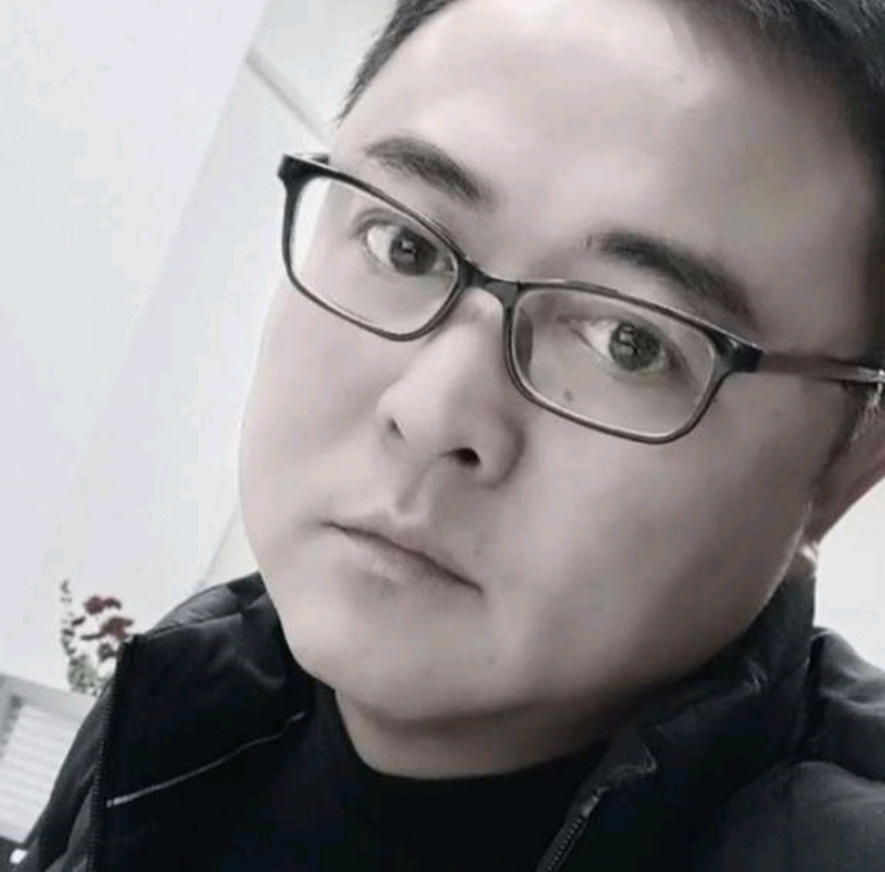 小石头的第二张照片--黔西中老年相亲网